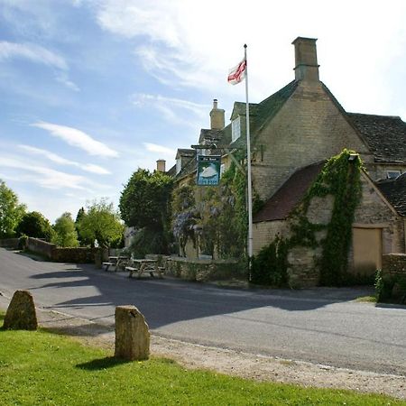 The Swan Inn Swinbrook Burford Eksteriør billede