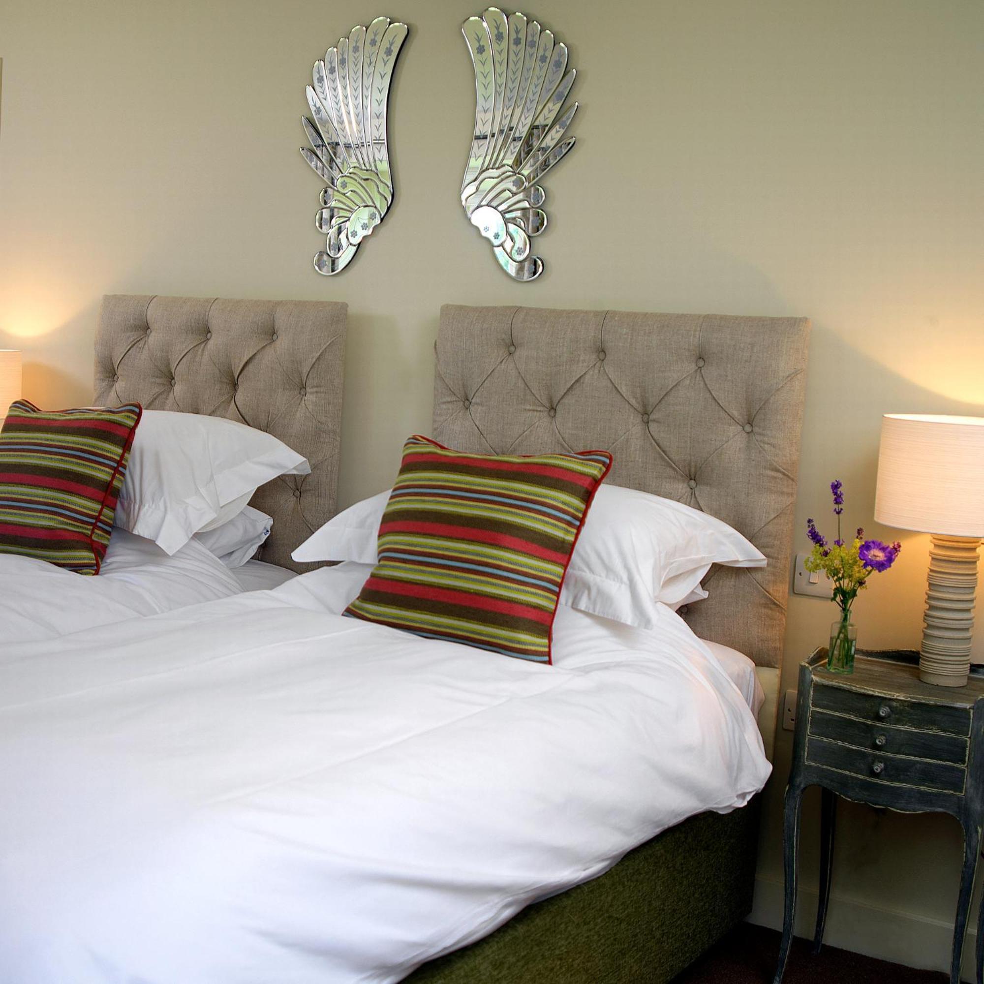 The Swan Inn Swinbrook Burford Eksteriør billede
